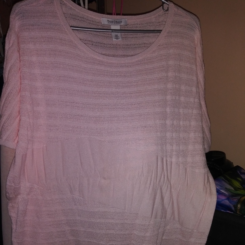 Light weight sweater